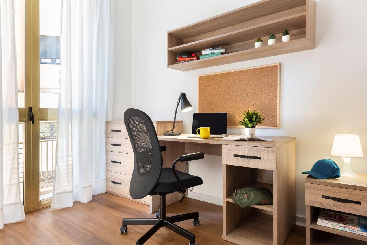 Micampus Armendariz Student Residence 塞维利亚 外观 照片